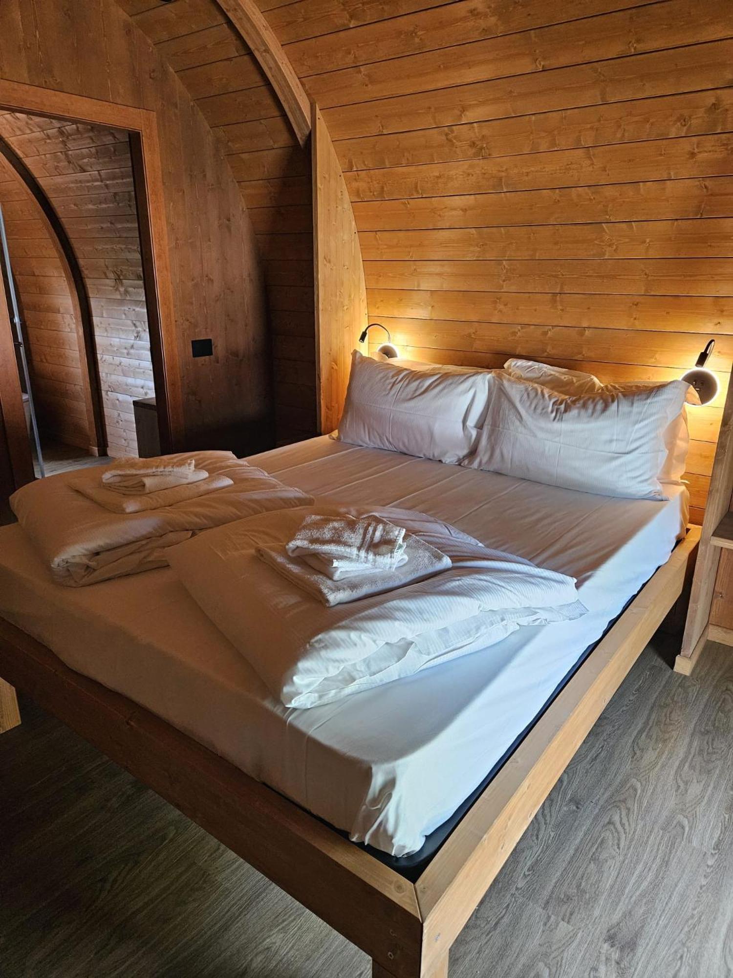 Vicolungo Glamour Lodge & Spa - Free Spa Hot Tub E Sauna ภายนอก รูปภาพ