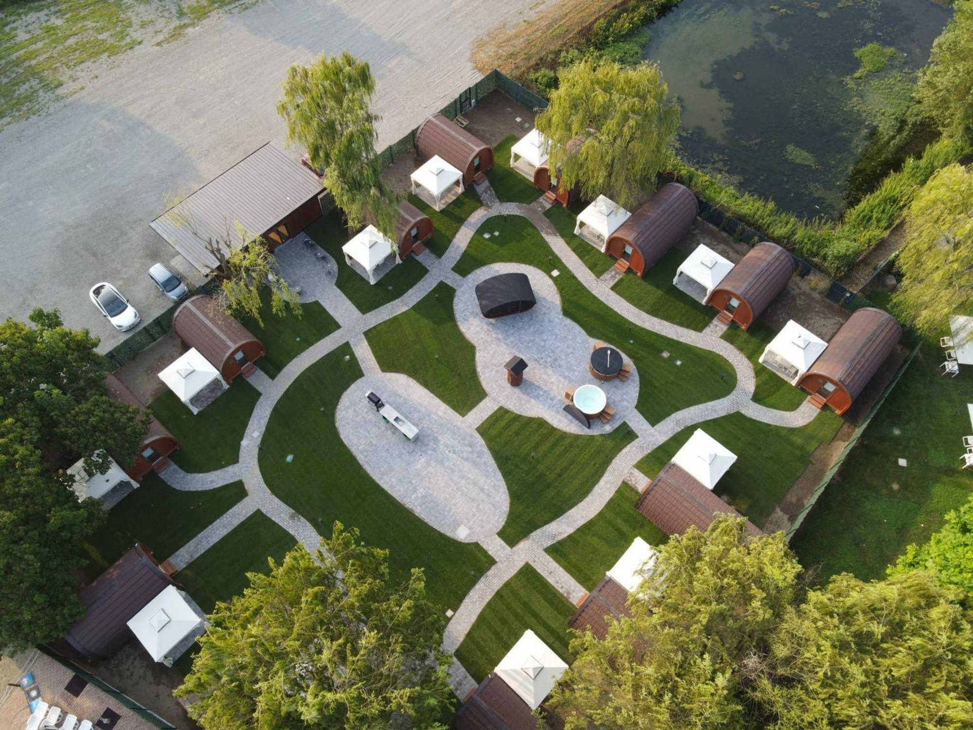 Vicolungo Glamour Lodge & Spa - Free Spa Hot Tub E Sauna ภายนอก รูปภาพ